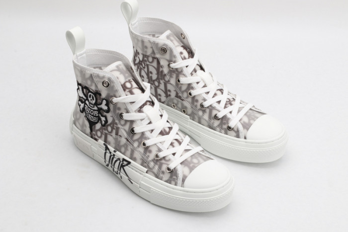 DR B23 OBLIQUE HIGH TOP SNEAKER