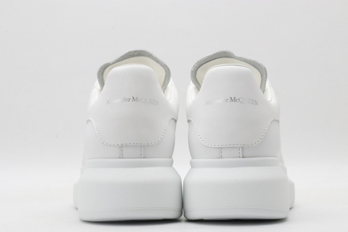 a1exa*der Mcqv*en sole sneakers