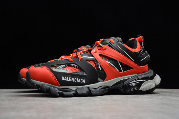 BL TRIPLE S TRAINERS