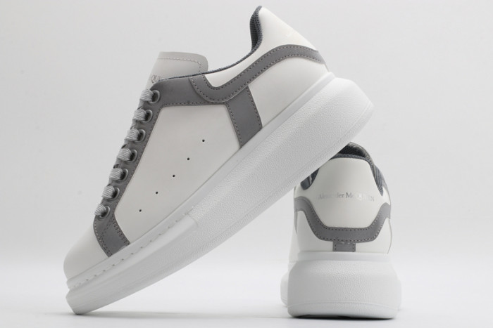 a1exa*der Mcqv*en sole sneakers