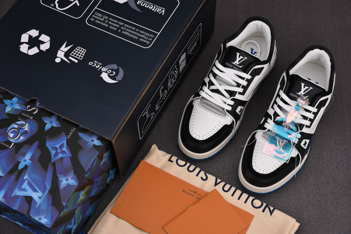 LVT SNEAKERS