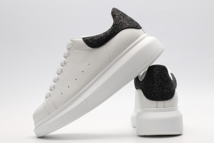 a1exa*der Mcqv*en sole sneakers