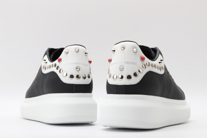 a1exa*der Mcqv*en sole sneakers