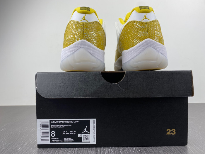 Air Jordan WMNS AIR JORDAN 11 LOW 
