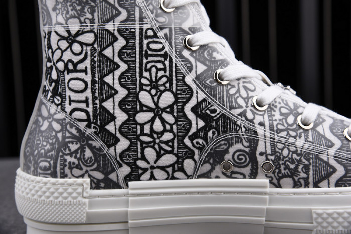 DR B23 OBLIQUE HIGH TOP SNEAKER
