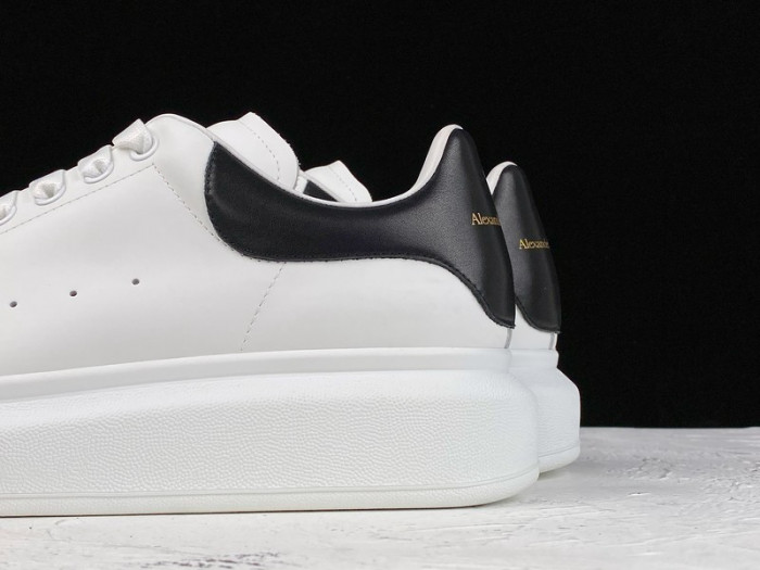 a1exa*der Mcqv*en sole sneakers black