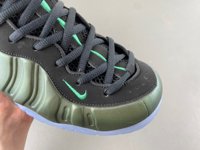 Nike Air Foamposite Pro “Pine Green” HF0794-300