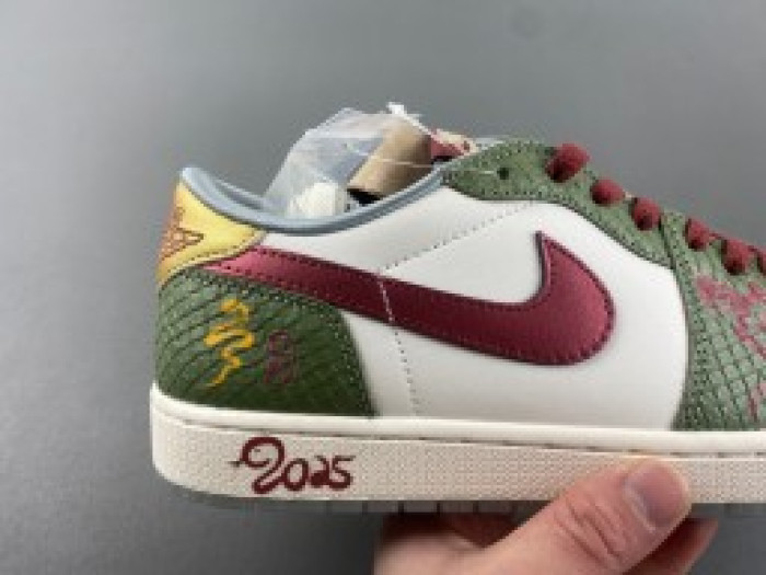 Air Jordan 1 Retro Low OG 