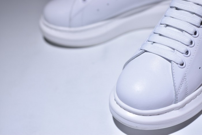 a1exa*der Mcqv*en sole sneakers 462214 whgp7 -white