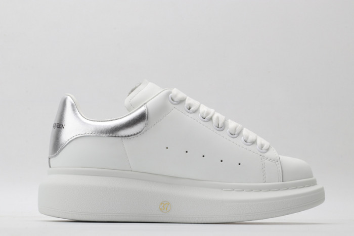 a1exa*der Mcqv*en sole sneakers