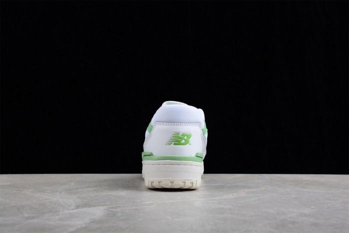 new Ba1an*e 550 white green bb550fs1