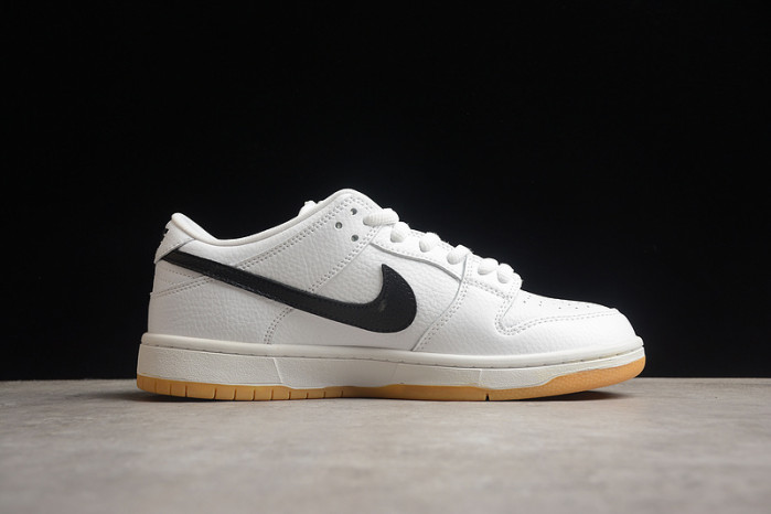 Nike DUNK LOW SB 