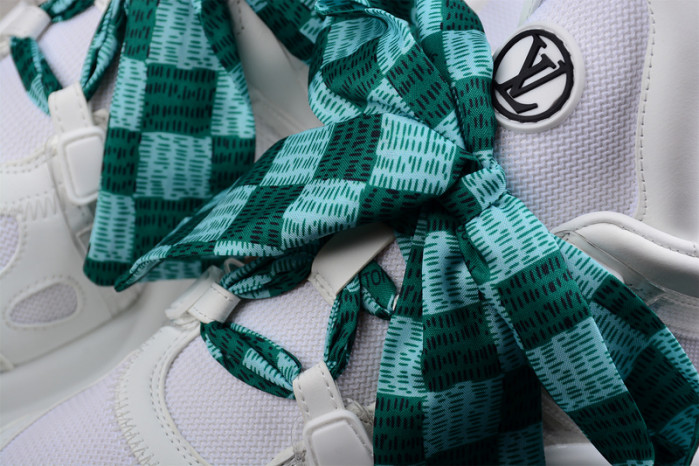 LVT SNEAKERS LVA-004