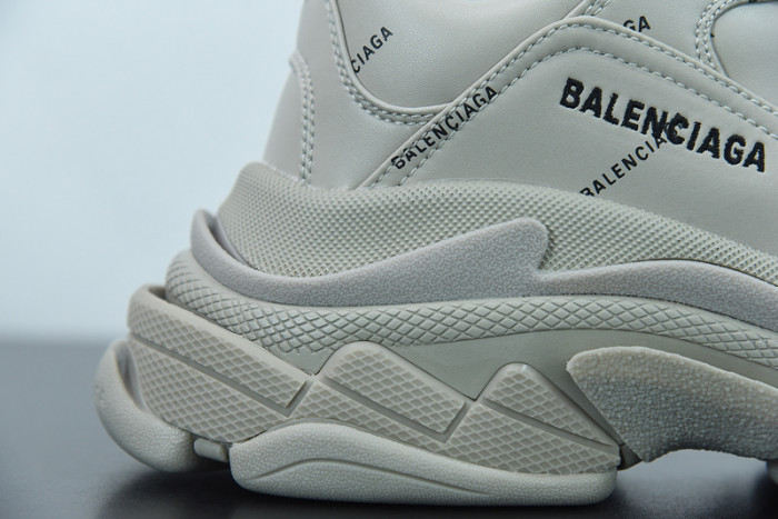 BL TRIPLE S TRAINERS