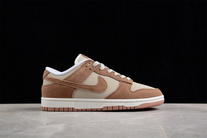 Nike DUNK LOW SE 
