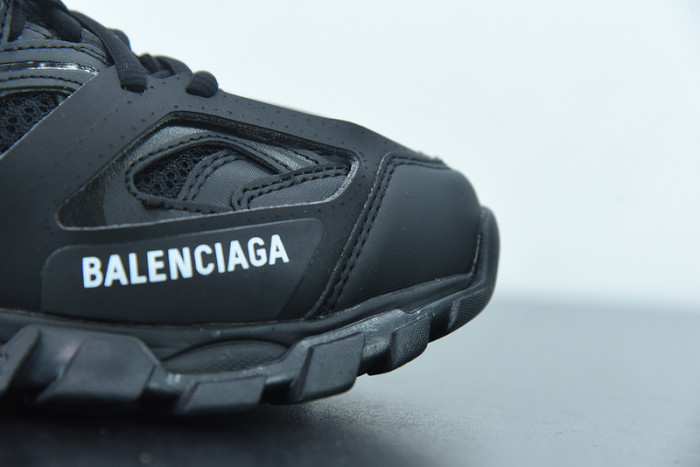 BC SNEAKER
