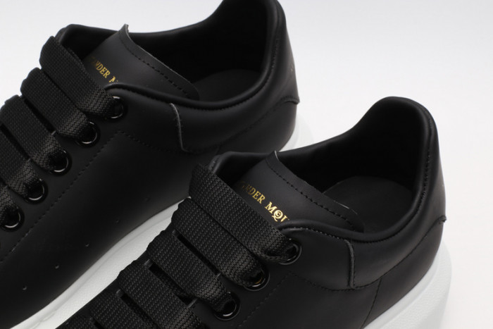 a1exa*der Mcqv*en sole sneakers