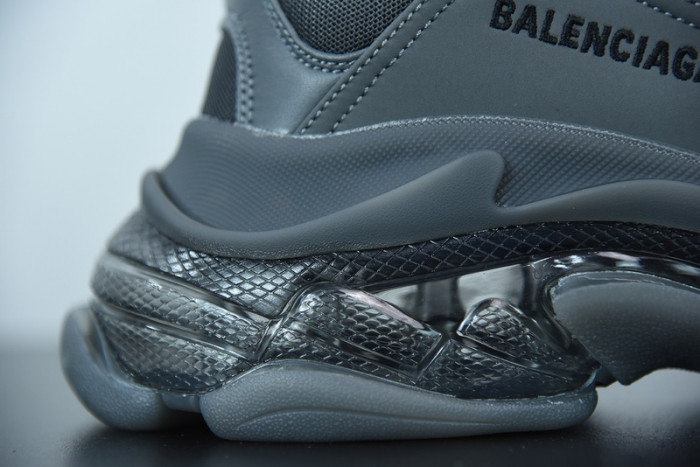 BL TRIPLE S TRAINERS