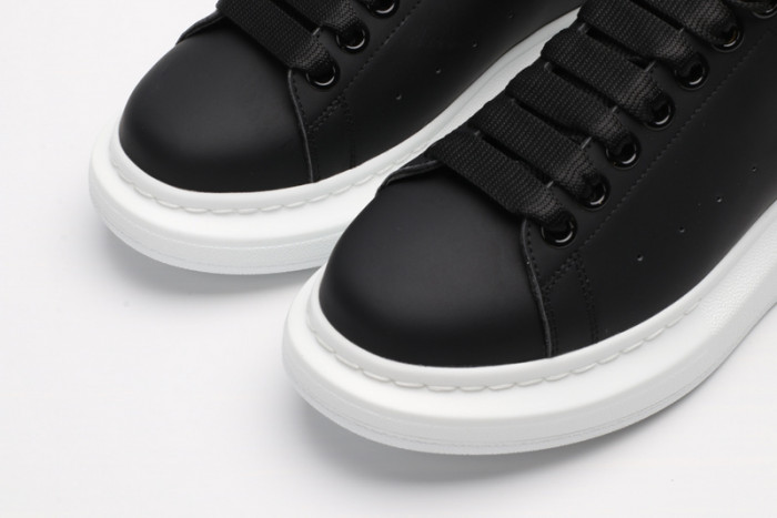 a1exa*der Mcqv*en sole sneakers