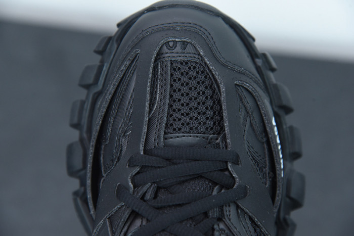 BC SNEAKER