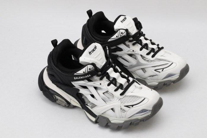 BL TRAINERS TRACK