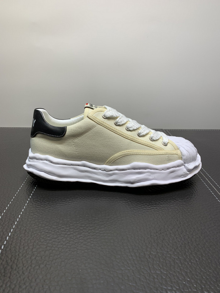 Ma*s*n mihara yasuhiro sneaker mmy-20