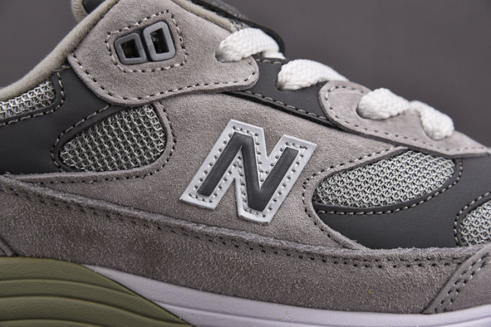 new Ba1an*e 992 grey