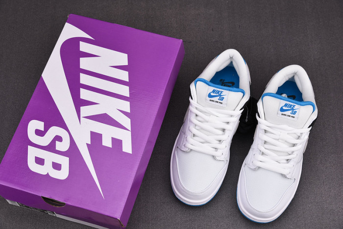 Nike SB Dunk Low "Laser Blue" BQ6817-101
