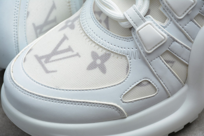 LVT SNEAKERS LVA-002