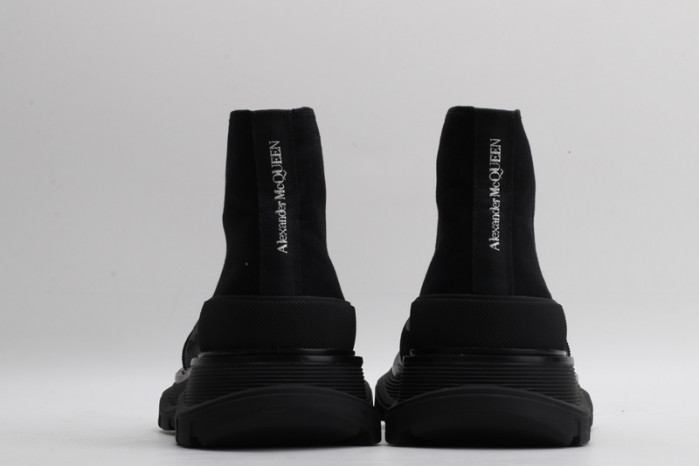 a1exa*der Mcqv*en canvas sneakers