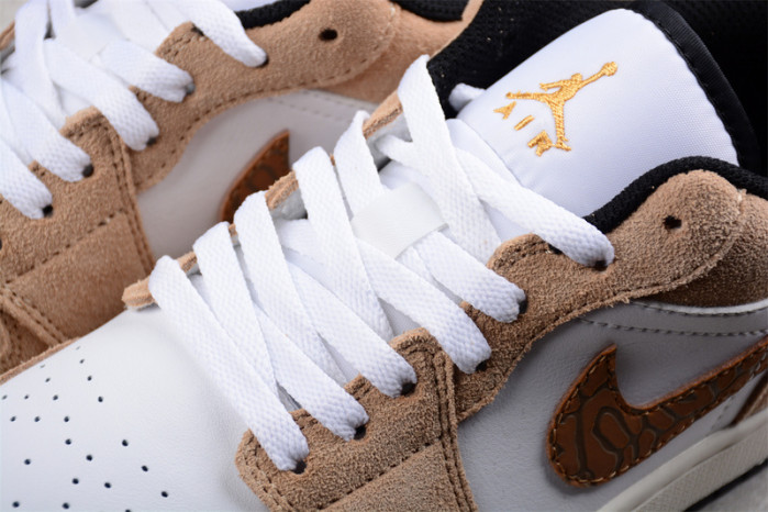 Air Jordan 1 Low 
