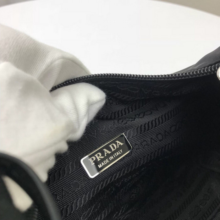 Pra*a 1n1419 nylon hobo bag-24*11*7cm