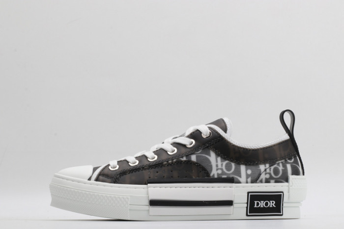 DR B23 OBLIQUE TOP SNEAKER