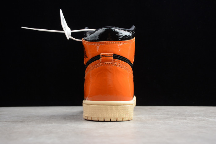 AIR JORDAN 1 SHATTERED BACKBOARD 3.0 555088-028