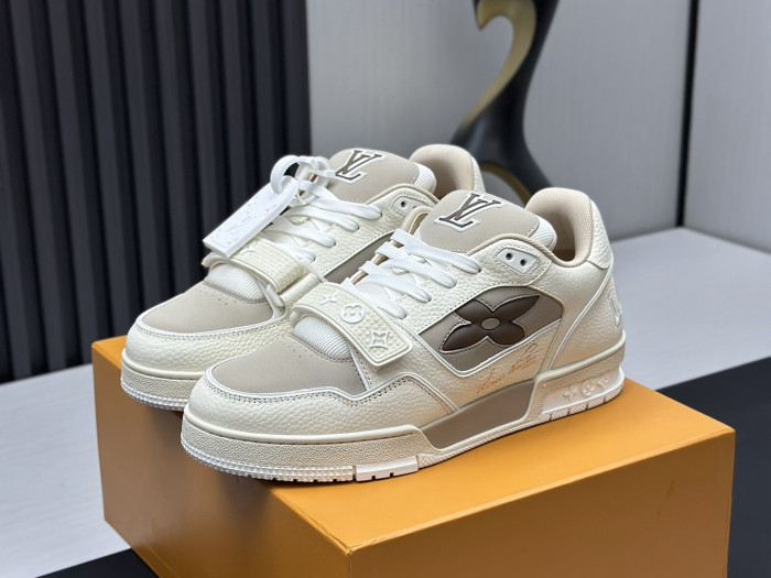 l0vis Vvtt0n lv trainer lvt-222