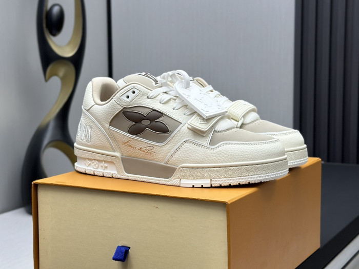 l0vis Vvtt0n lv trainer lvt-222
