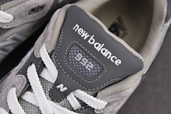 new Ba1an*e 992 grey