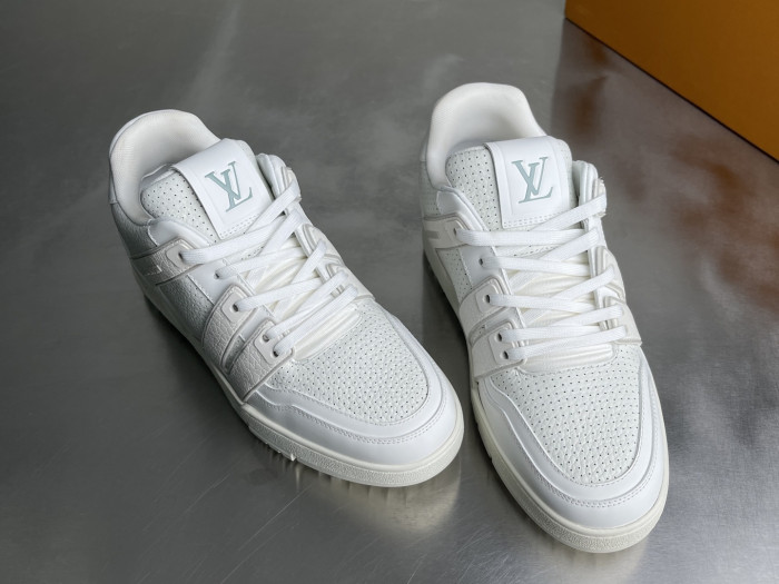 l0vis Vvtt0n lv trainer lvt-229
