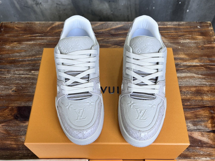 l0vis Vvtt0n lv trainer lvt-215