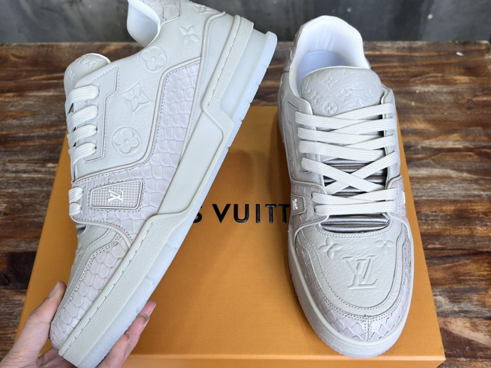 l0vis Vvtt0n lv trainer lvt-215